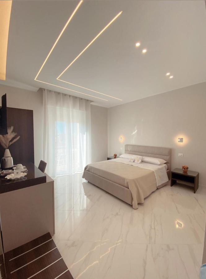 Meligrana Central Rooms Tropea Bagian luar foto