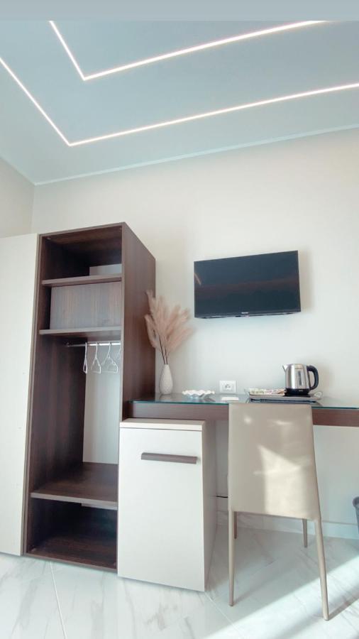 Meligrana Central Rooms Tropea Bagian luar foto