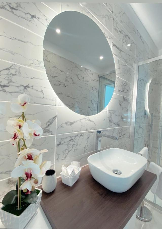 Meligrana Central Rooms Tropea Bagian luar foto